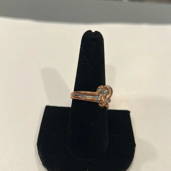 Sailor’s knot copper & silver colored ring. Size 8 - Picture 2 of 3
